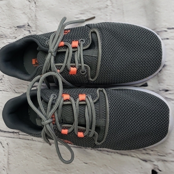 REEBOK Live Life Active RBX Grey & Orange Sneakers Big Kid 3 EUC - Picture 11 of 11